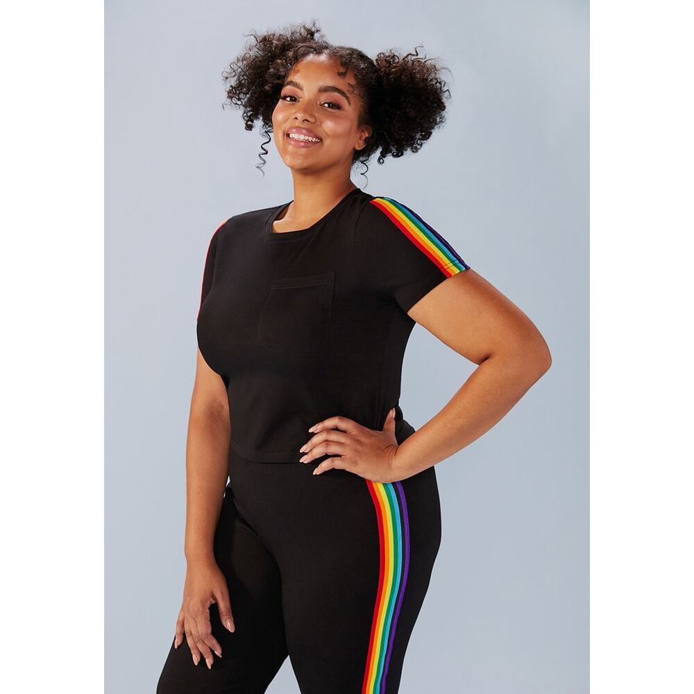 ModCloth x Collectif Retro Rainbow Catcher Tee S